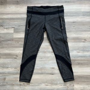 LULULEMON Cropped Leggings